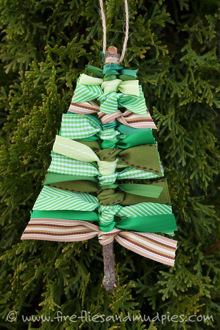 Scrap-Ribbon-Tree-Ornaments