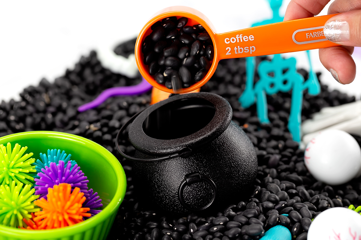Halloween sensory play for kids.