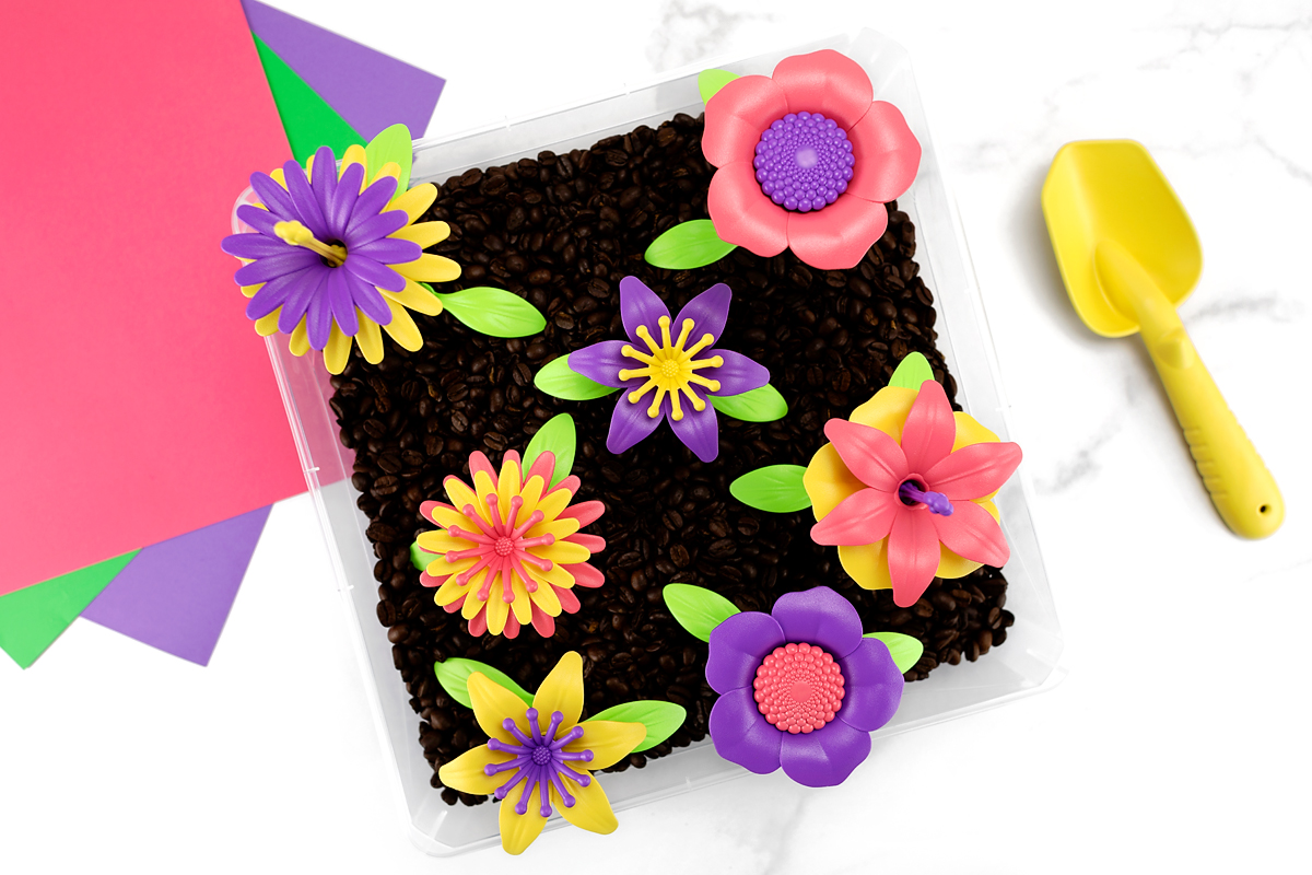 Garden Sensory Bin for Kids Complete garden sensory bin.