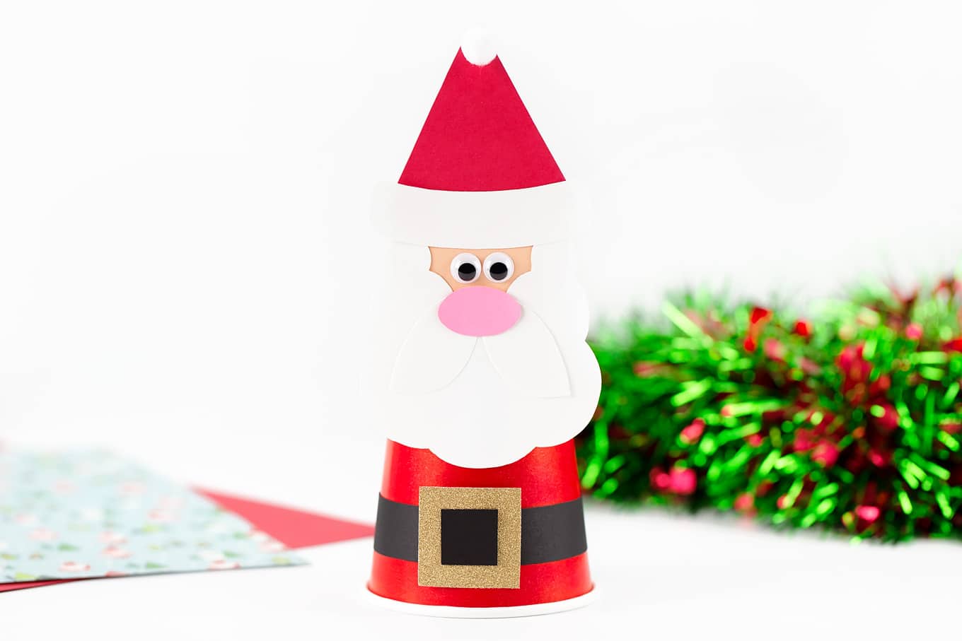 Easy and Fun Santa Craft for Kids Easy and Fun Santa Craft for Kids
