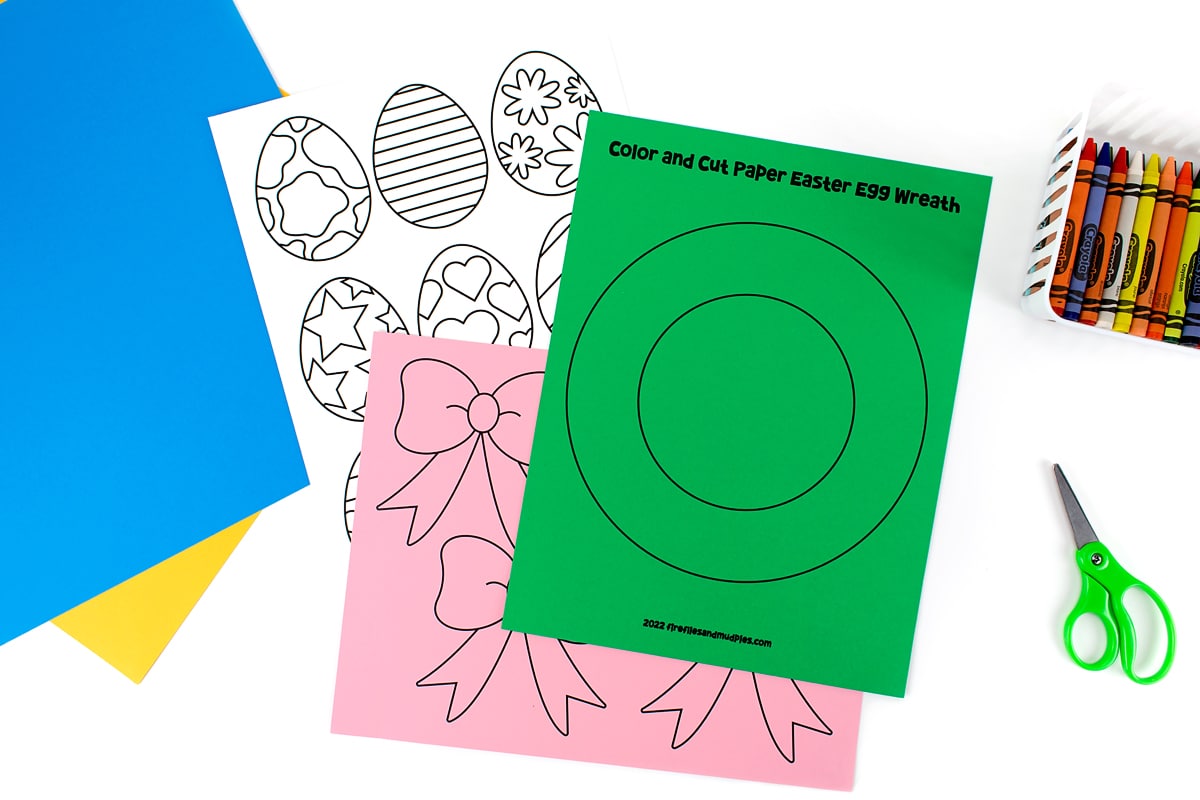 Paper Easter egg wreath templates.