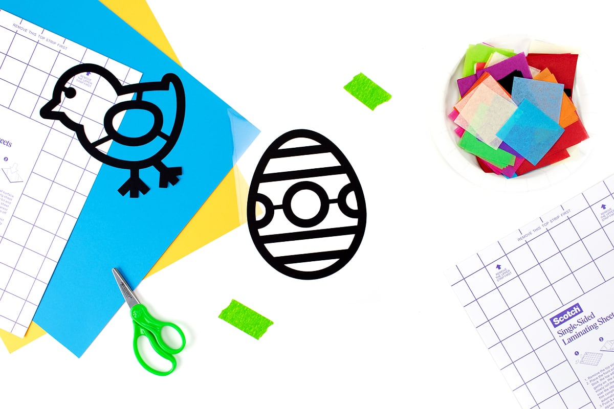 Decorate egg suncatcher frame.