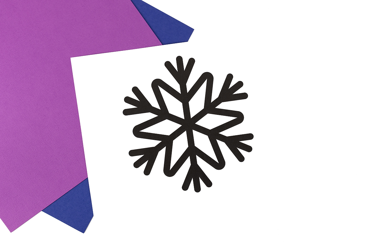 Snowflake suncatcher printable for kids.