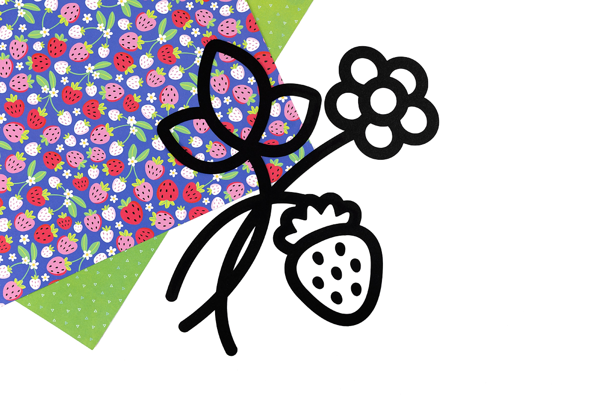 Strawberry Suncatcher frame cut out.