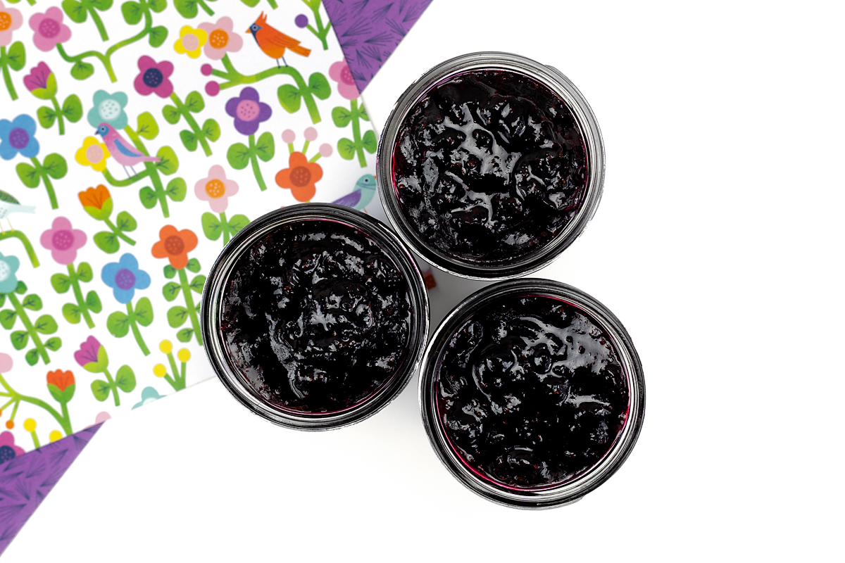 Blackcurrant jam in jars.