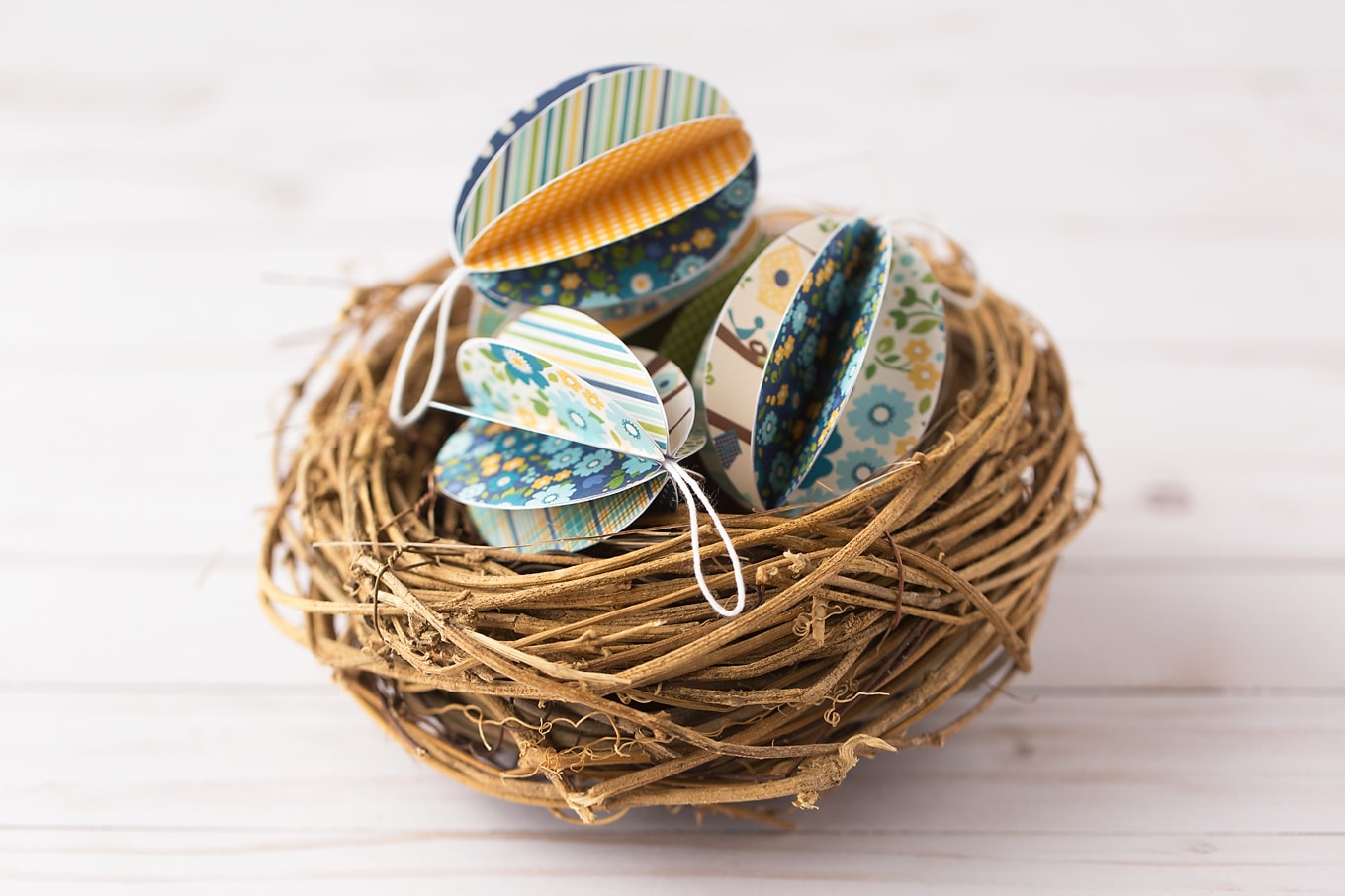 3D Paper Eggs Ornaments 