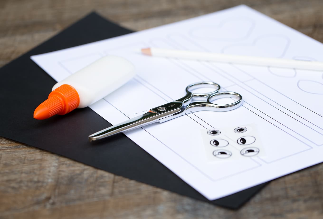 Paper Bobble Head Black Cat In-Process Paper Bobble Head Black Cat In-Process