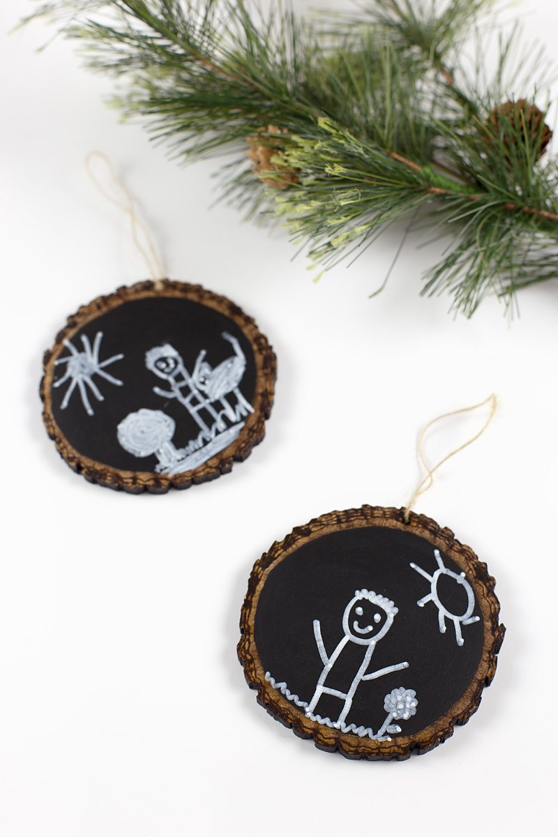 Easy Keepsake Chalkboard Ornament