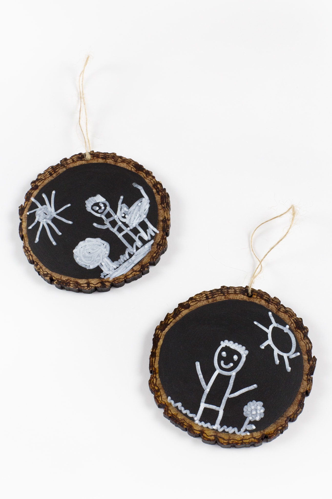 How to Make Easy and Fun DIY Chalkboard Keepsake Ornaments