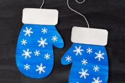 Easy Mitten Craft for Kids