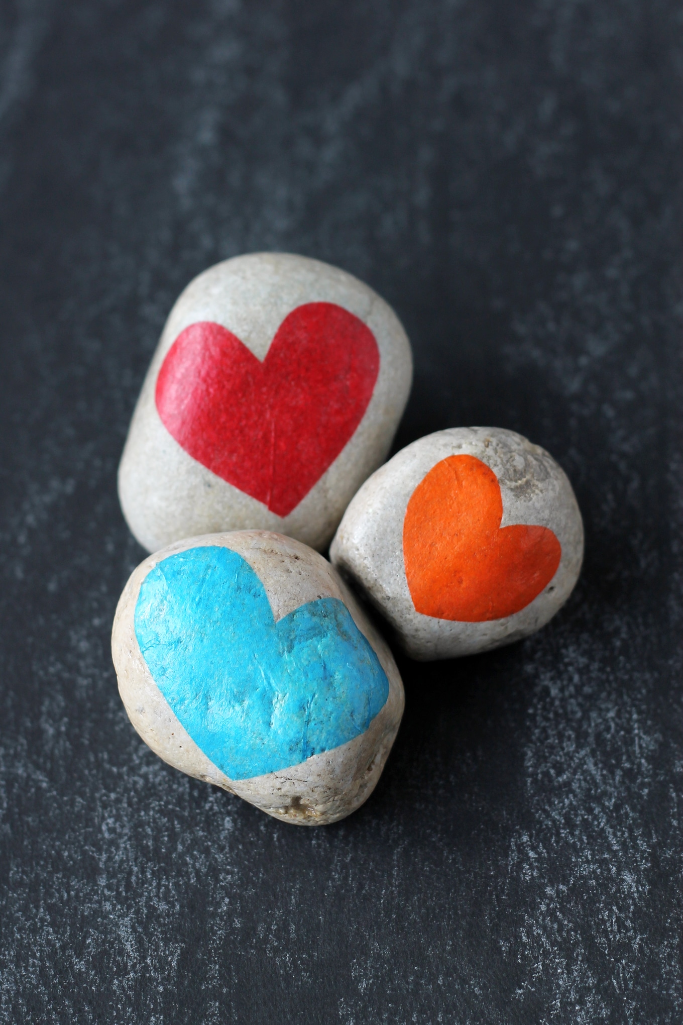 Gratitude Stones Learn how to use Gratitude Stones to cultivate a sense of gratitude, an important social-emotional skill that can increase happiness and improve health.