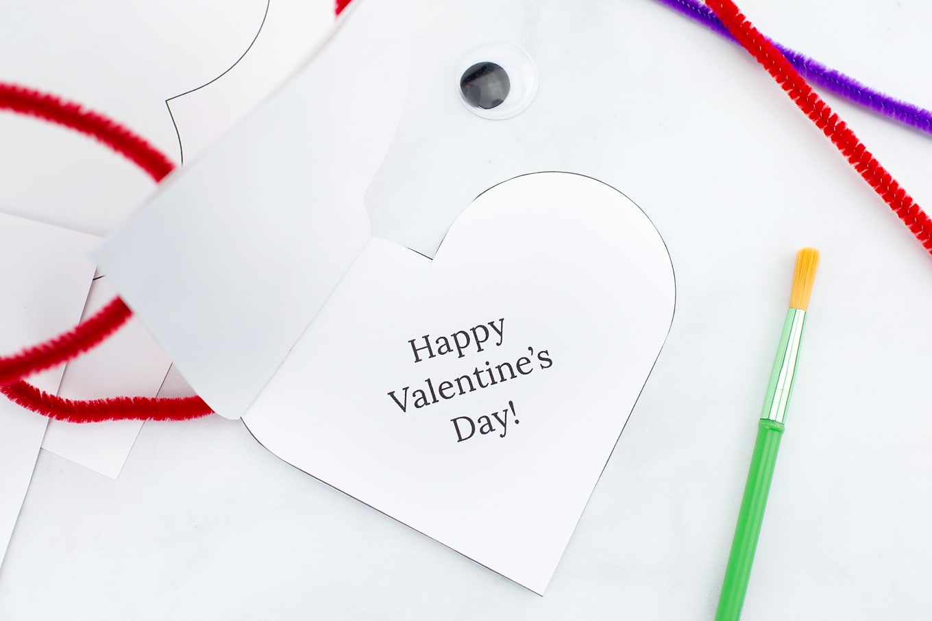 Heart Buddies Easy Valentine's Day Craft for Kids Heart Buddies Easy Valentine's Day Craft for Kids