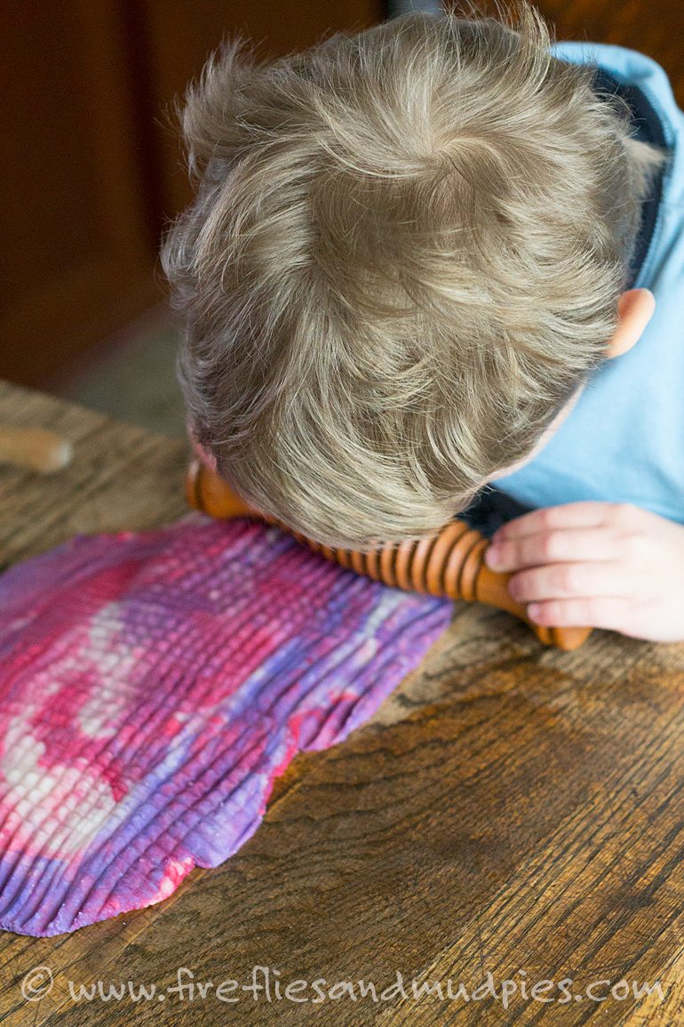 Homemade Valentine's Day Playdough | Fireflies and Mud Pies
