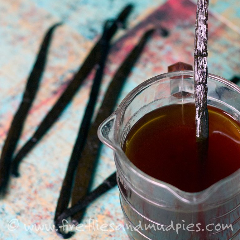 Homemade-Vanilla-Extract