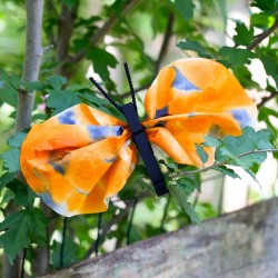 How to Make a Clothespin and Watercolor Monarch Butterfly