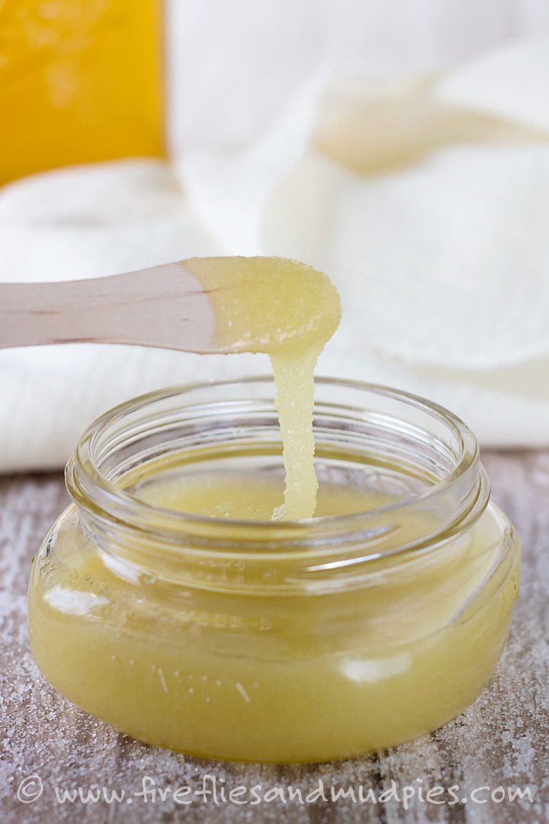 Honey Scrub is sooo good for your skin! Learn to make it here! | Fireflies and Mud Pies