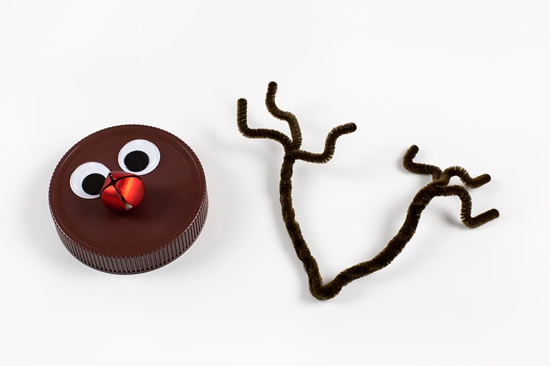 Jar Lid Reindeer Ornament