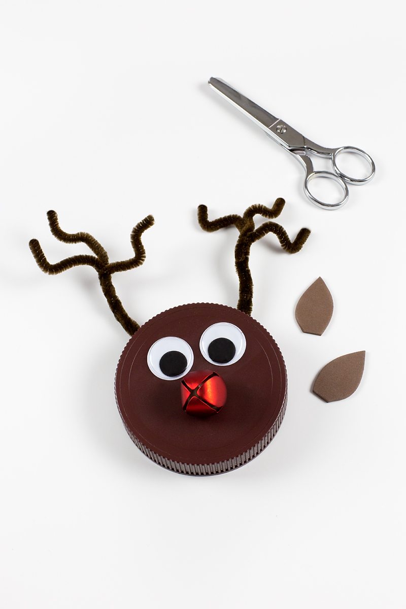 Jar Lid Reindeer Ornament
