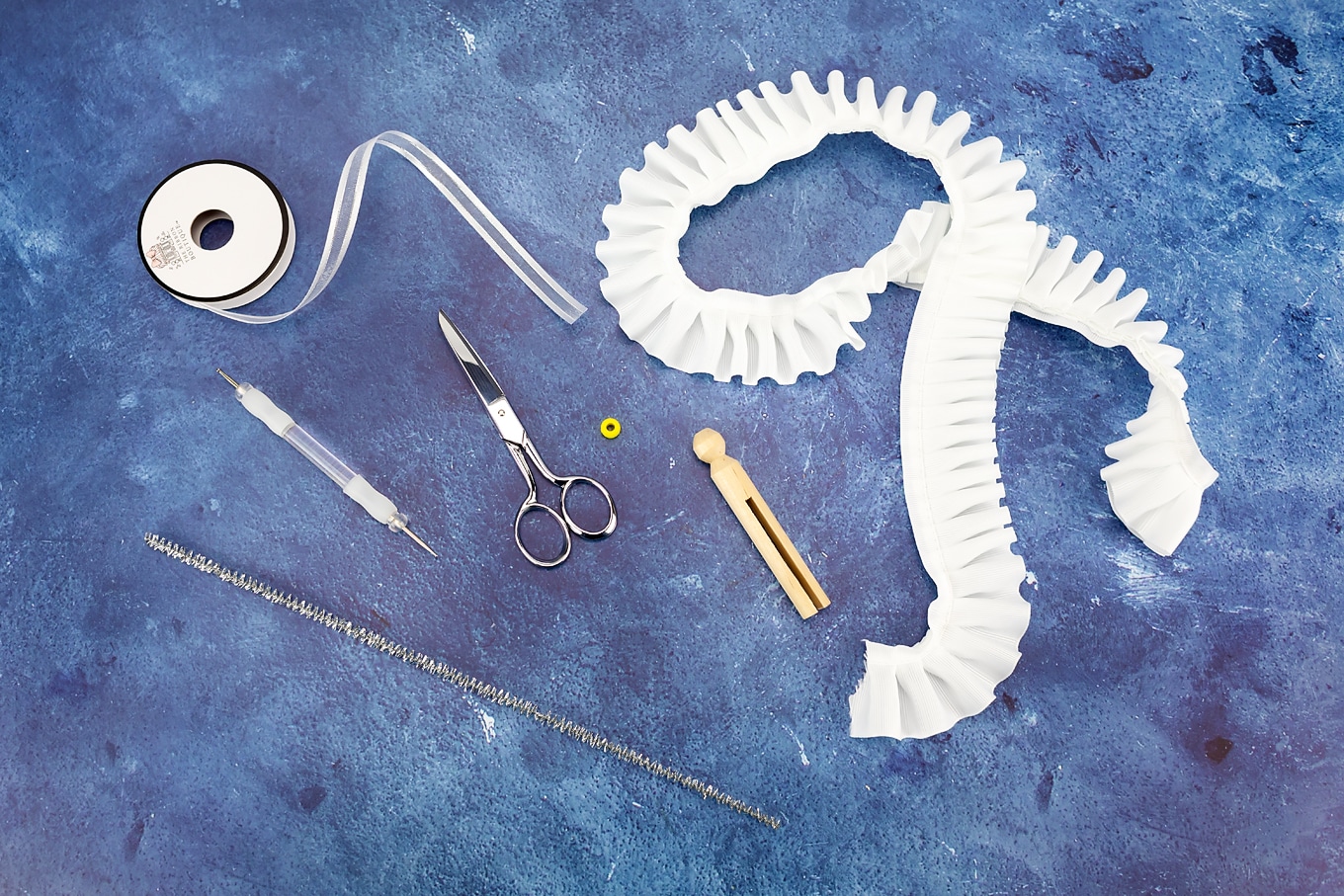 Supplies Needed for DIY Christmas Angel Ornament Supplies Needed for DIY Christmas Angel Ornament