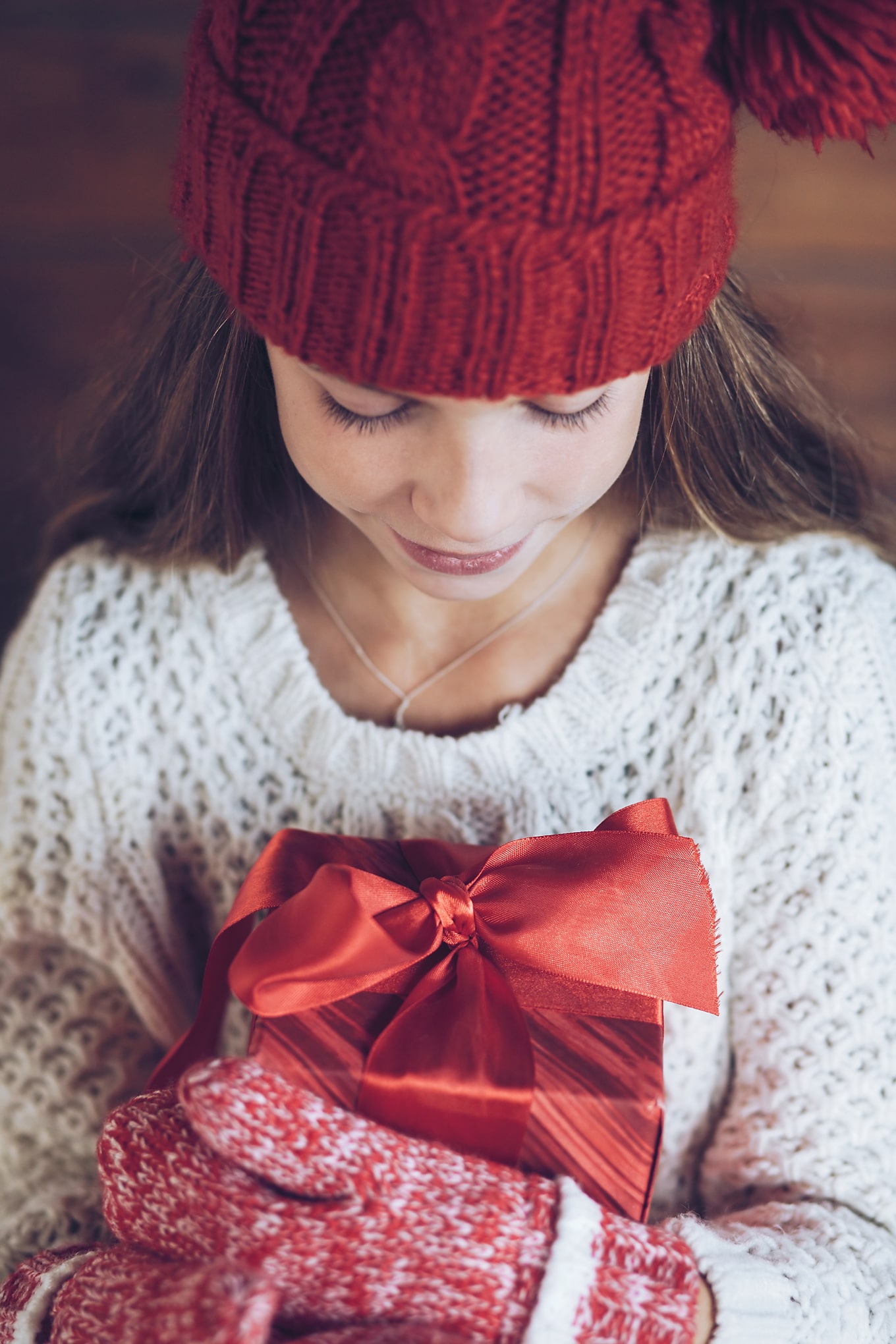 What Kids Really Want for Christmas As we are bombarded by advertisements and wish lists this time of year, it can be difficult to stay focused on what really matters. The best holiday gifts for children—the gifts kids really want for Christmas—require no wrapping paper, ribbons, or money. But they do require a substantial investment.
