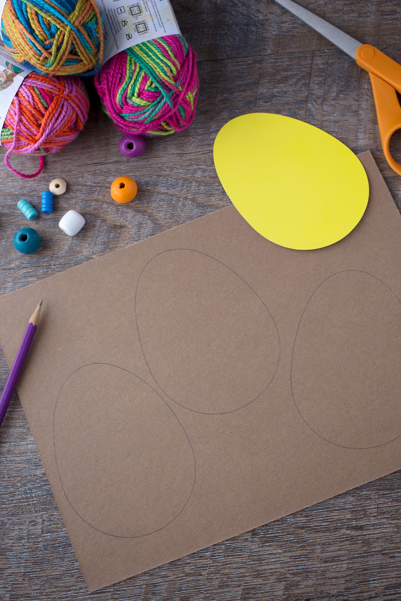 Supplies Needed for Yarn Wrapped Easter Egg Supplies Needed for Yarn Wrapped Easter Egg