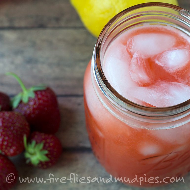 Homemade Strawberry Lemonade | Fireflies and Mud Pies